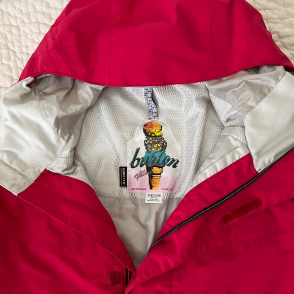 Burton Gore-Tex Snowboard Jacket - Picture 2 of 4